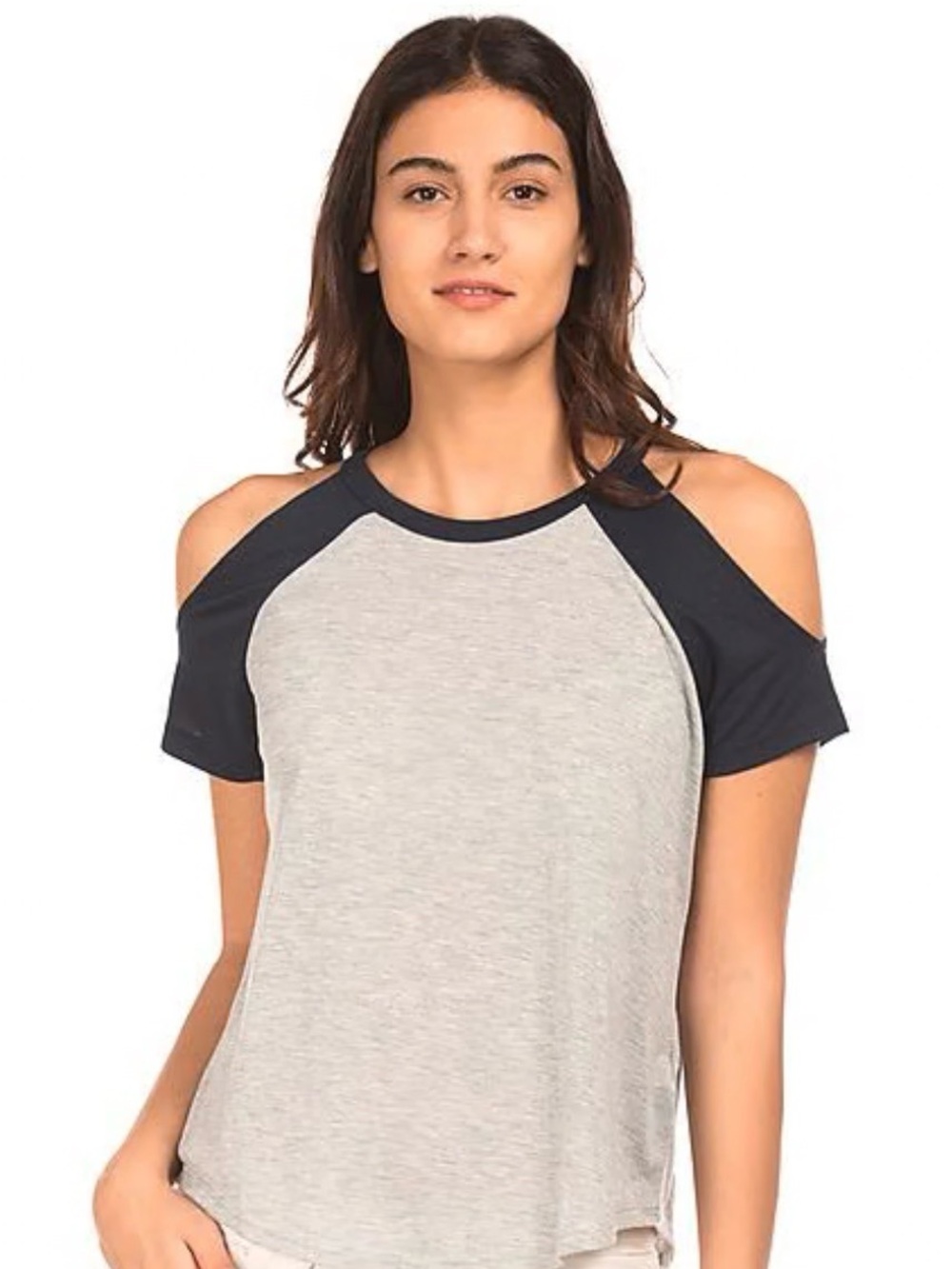 Me to We/PacSun Womans Md Cold-Shoulder Raglan Tee in Light Gray and Black